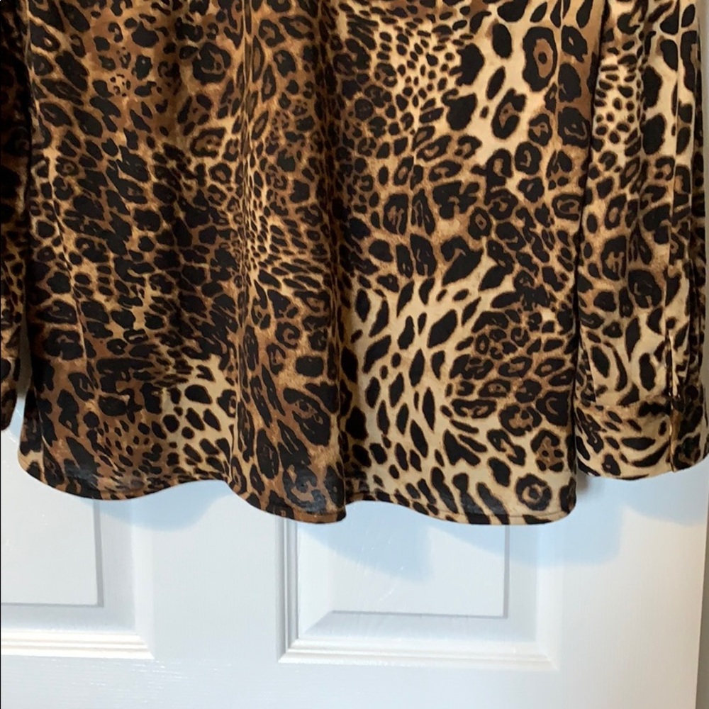 Cheetah pattern top - Picture 4 of 8